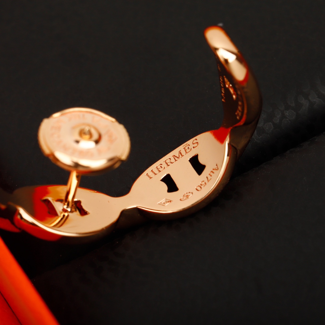 Hermes Pig Nose Half Hoop Earrings - Original Replica Club