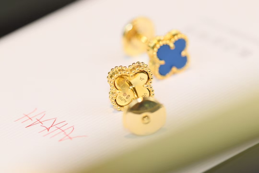 VCA Earstuds Earring - Mini - Original Replica Club