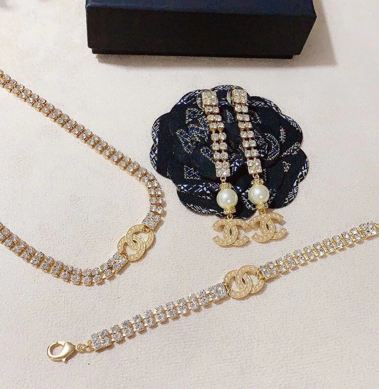 Chanel Prong-set Rhinestone Bracelet Earrings Necklace - Original Replica Club