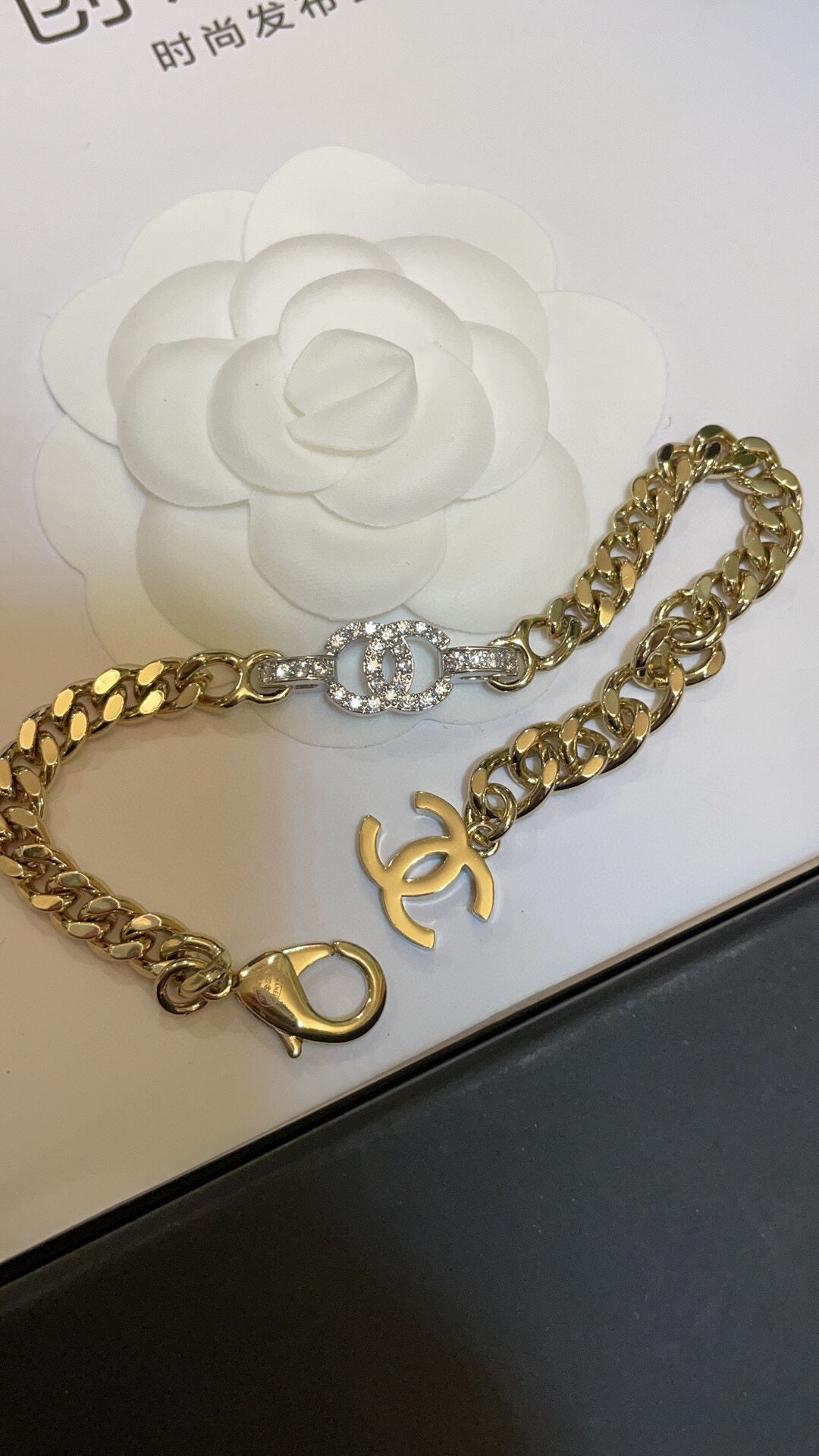 Chanel Mixed Color Cuban Chain Bracelet Earrings Choker Necklace - Original Replica Club