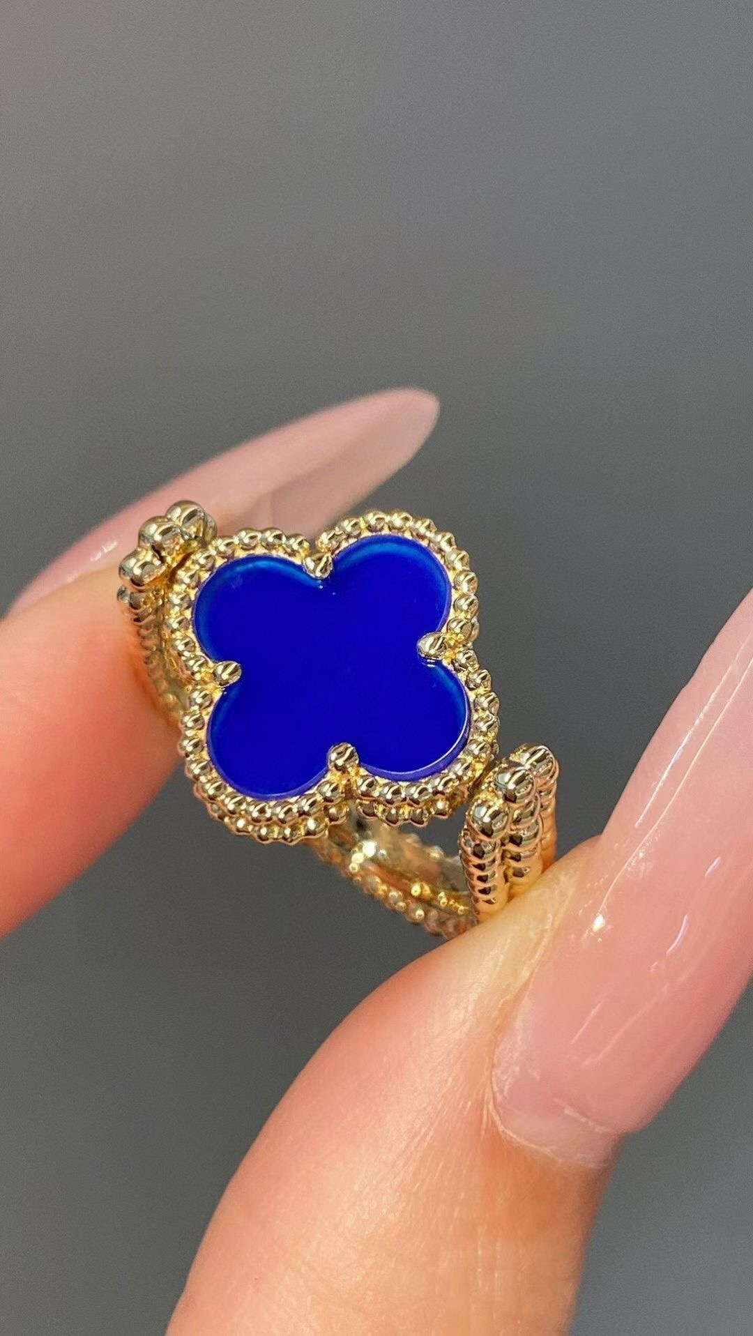 VCA Vintage Alhambra Reversible Ring, Yellow Gold, Blue Agate, Diamond - Original Replica Club