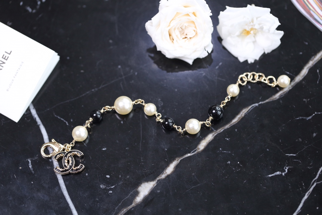Chanel Black Bead Vintage Pearl Bracelet with CC Charm - Original Replica Club