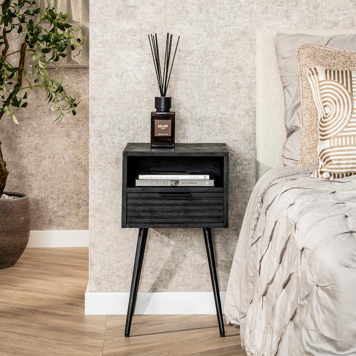 Fraaai - Mariah nachtkastje 1L mangohout zwart