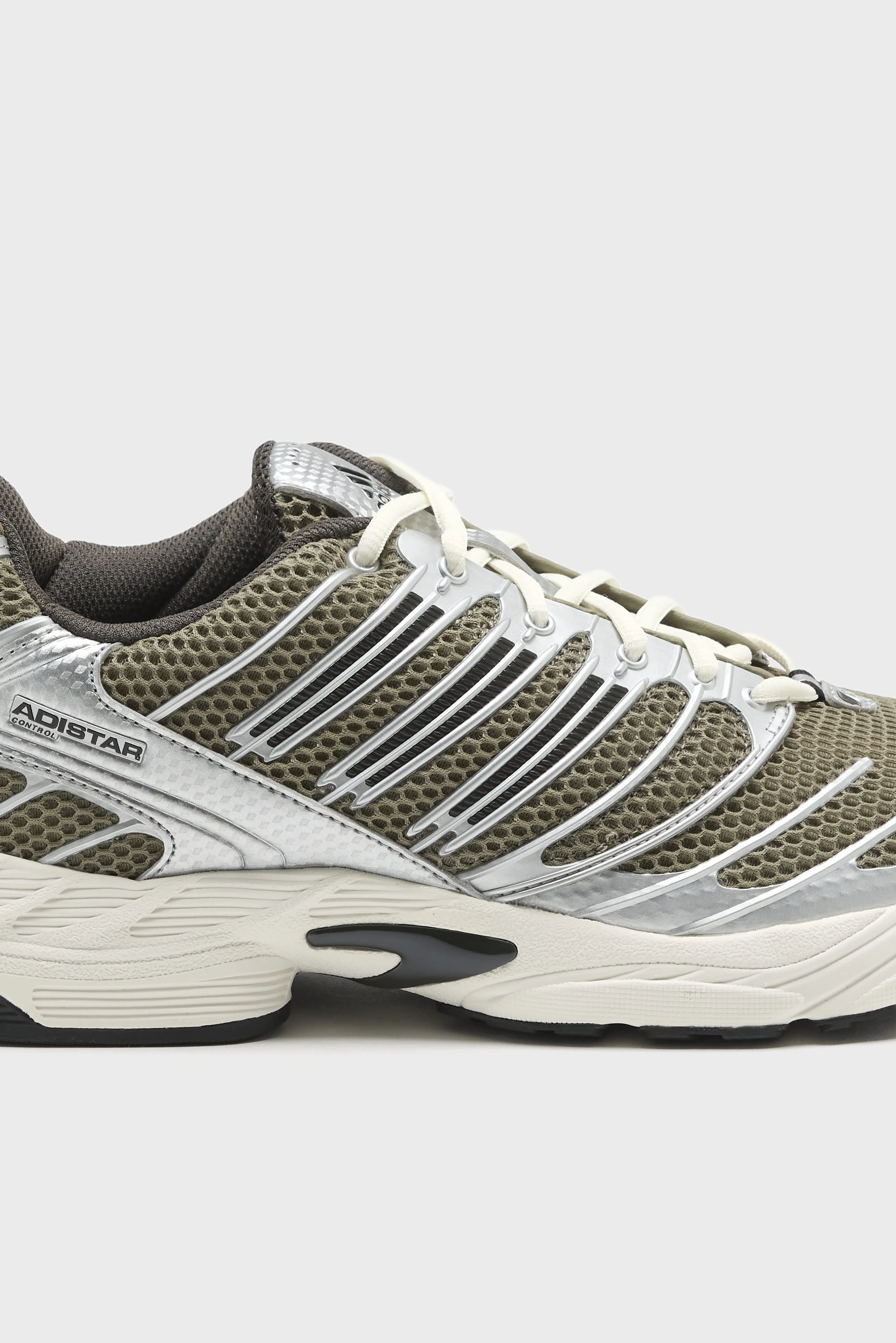 Bellerose Adidas Adistar Control 3 for Men  (261 / M / OLIVE)