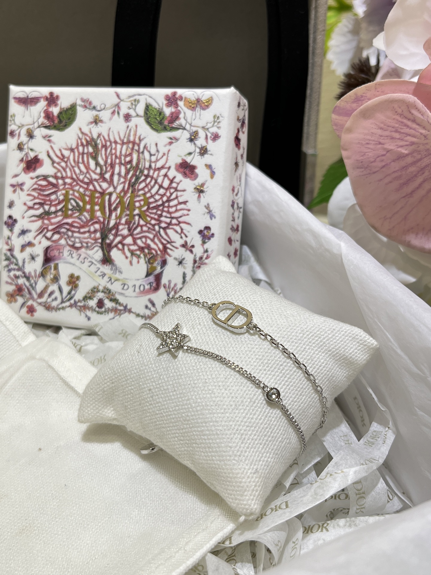 Dior Two Layered Chain with Star Charm Bracelet - Original Replica Club