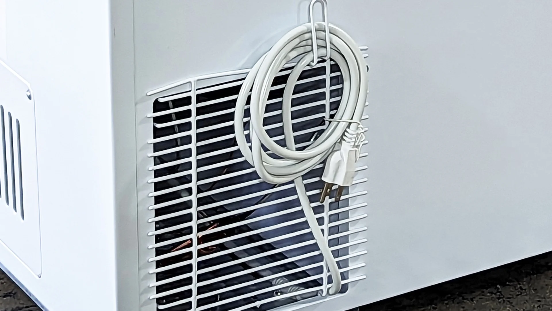 13 Cu. Ft. Chest Freezer, Deep Freezer 50 in. - Image 8