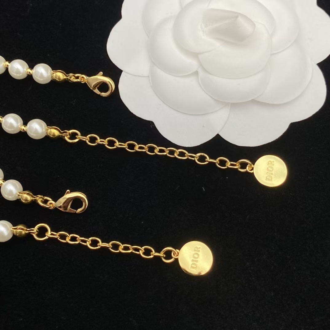 Dior Classic Pearl Bracelet - Original Replica Club