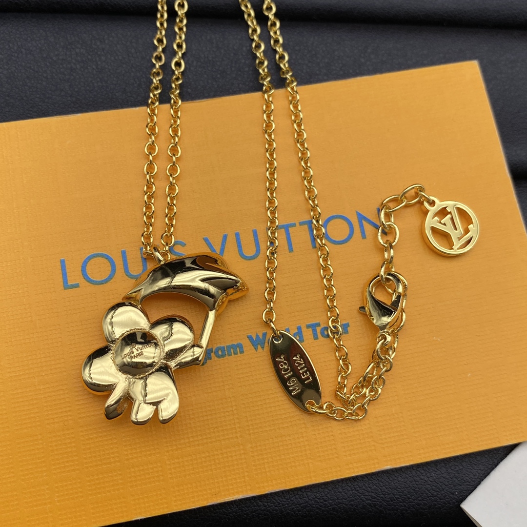 Louis Vuitton New Pendant Necklace - Original Replica Club