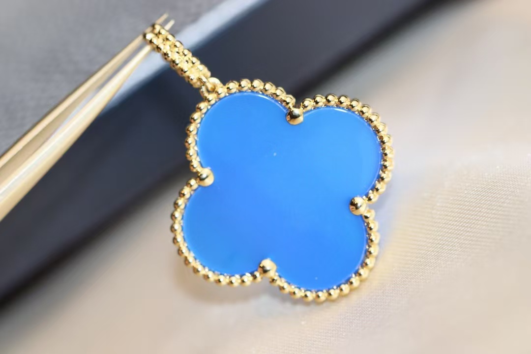 VCA Vintage Alhambra Pendant Necklace - Large - Original Replica Club
