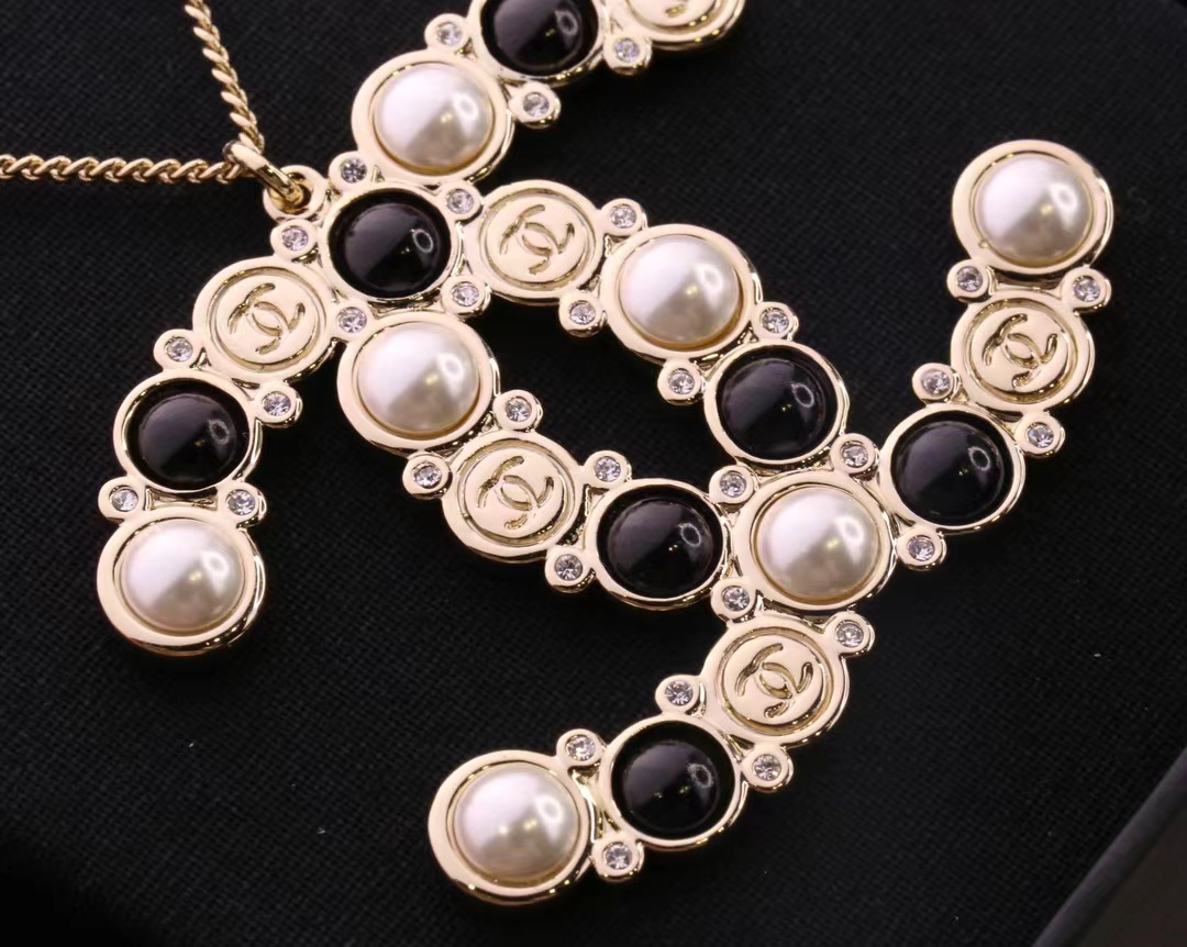 Chanel Big Double C Pendant Sweater Necklace - Original Replica Club