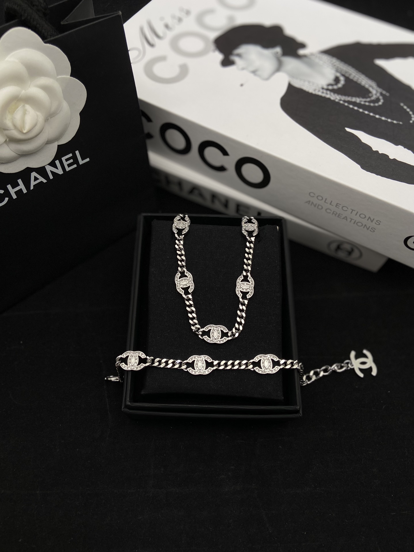 Chanel Classic Flat O Chain Bracelet Choker Necklace - Original Replica Club