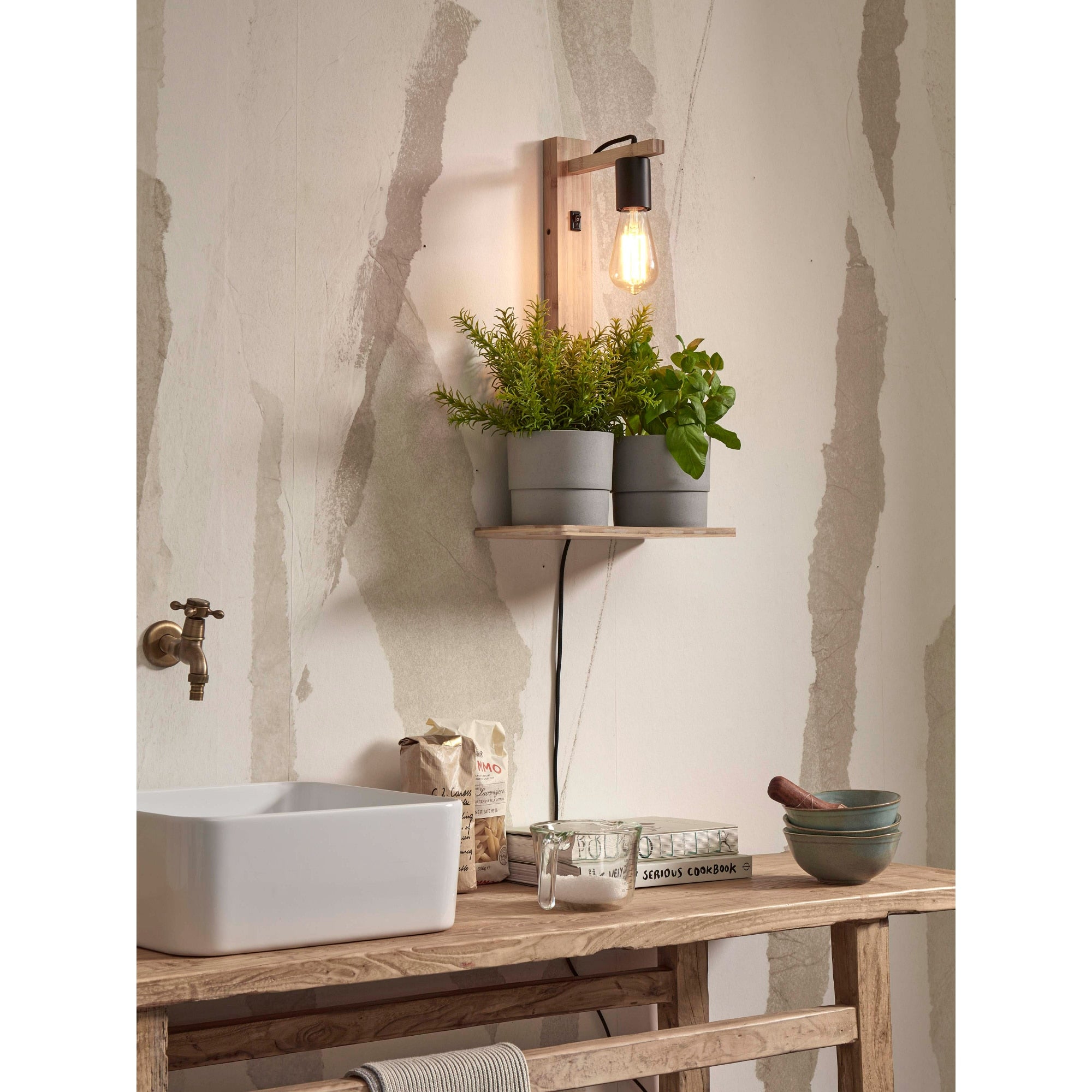 GOOD&MOJO Wandlamp Flores - Bamboe - 30x18x52cm