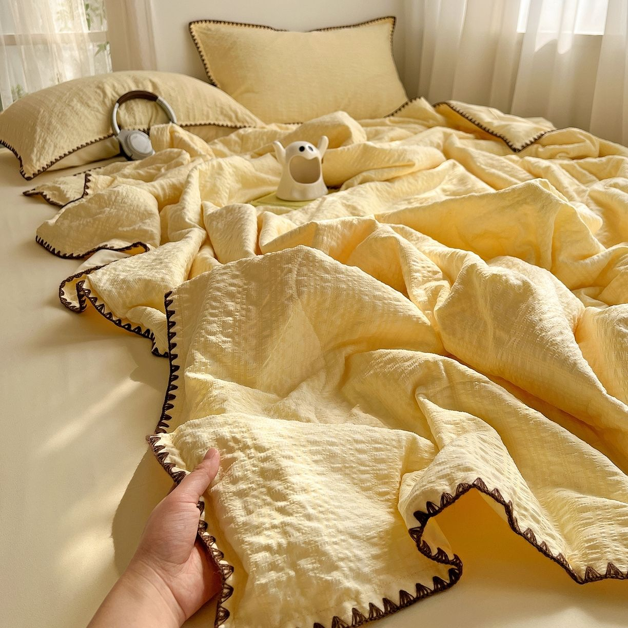 Summer Washed Cotton Bedding Set Soft Durable Breathable Embroidery Edge Bedding Set Suitable for All Home Hotel