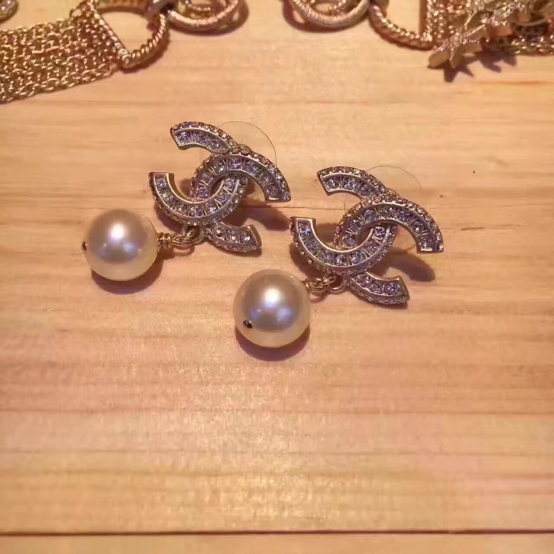Chanel Classic Silver CC Pearl Dangle Earrings - Original Replica Club
