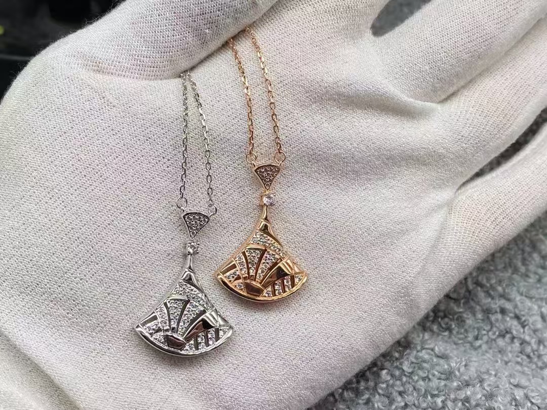 Bvlgari Divas' Dream Necklace - Original Replica Club