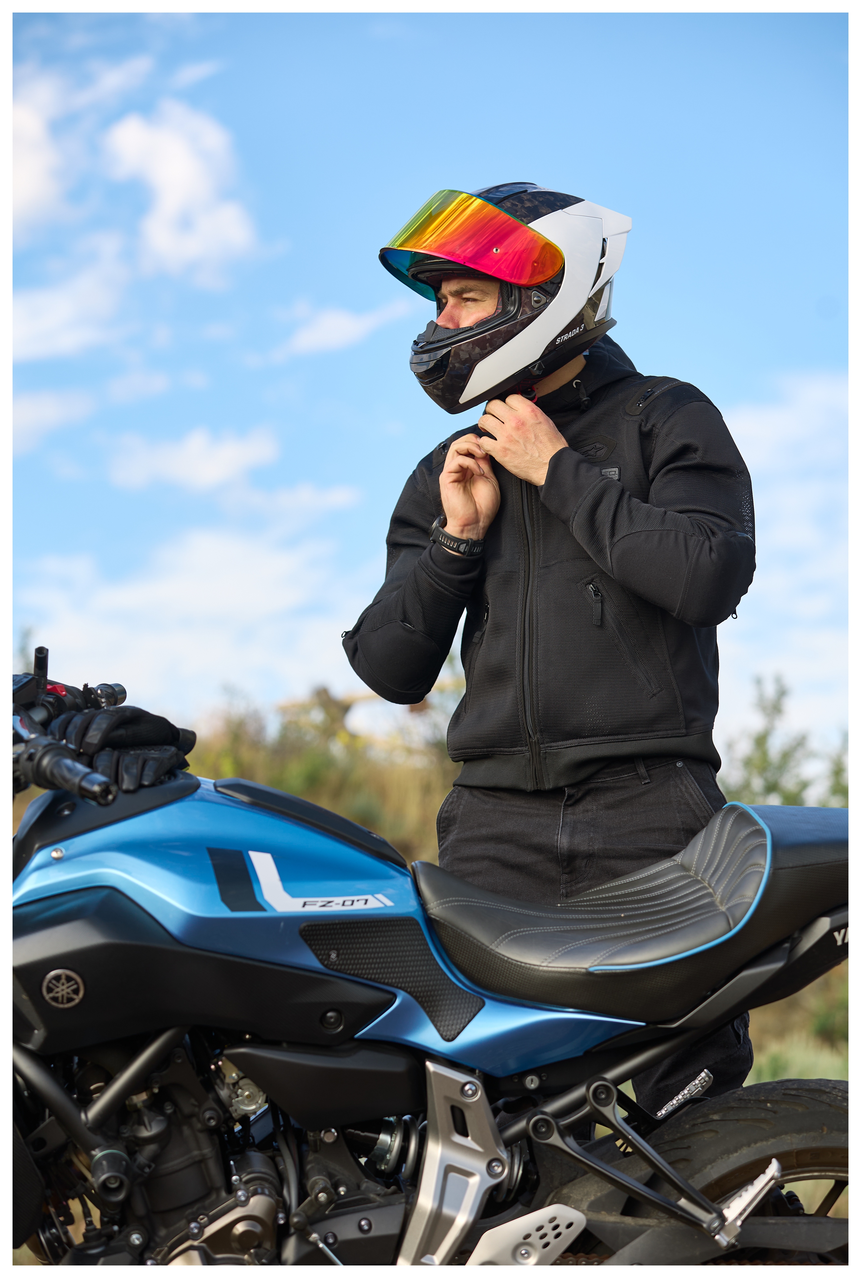 SportsBikeShop Sedici Strada 3 Forged Iridium LE Helmet