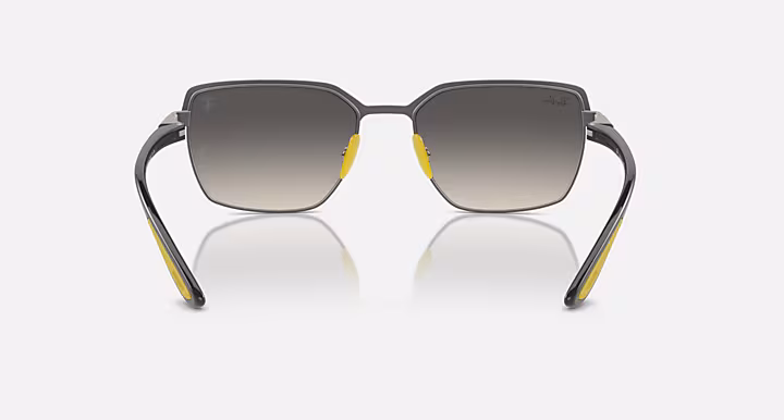 Ray-Ban RB3743M SCUDERIA FERRARI COLLECTION