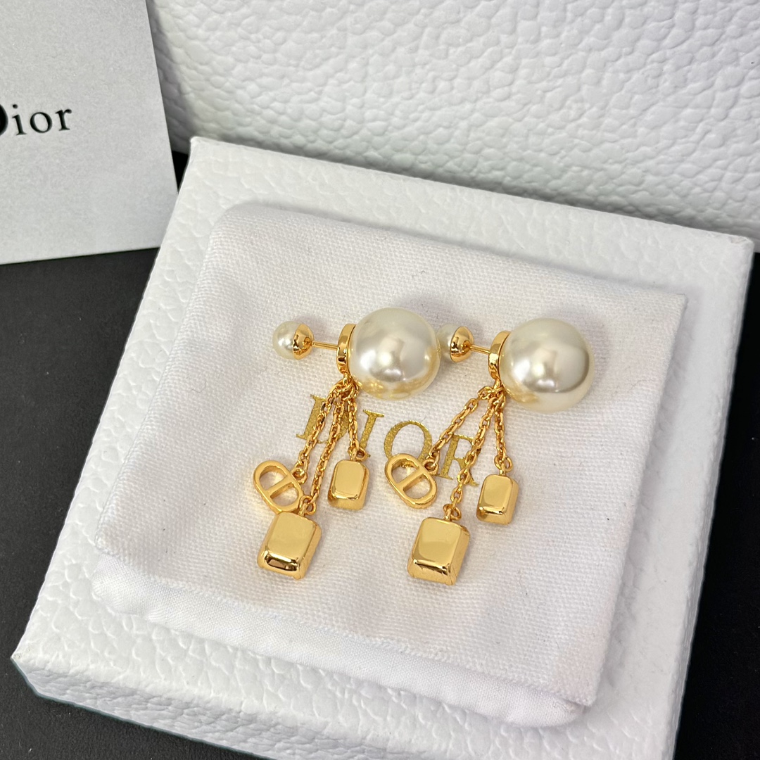 Dior Three Chain Tassel Pearl Earrings - Original Replica Club