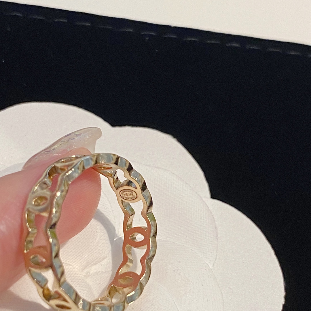 Chanel Minimalistic Coco Ring - Original Replica Club
