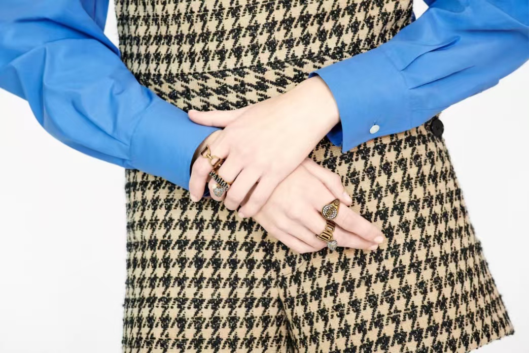 Dior JADIOR Heart Dangle Ring - Original Replica Club