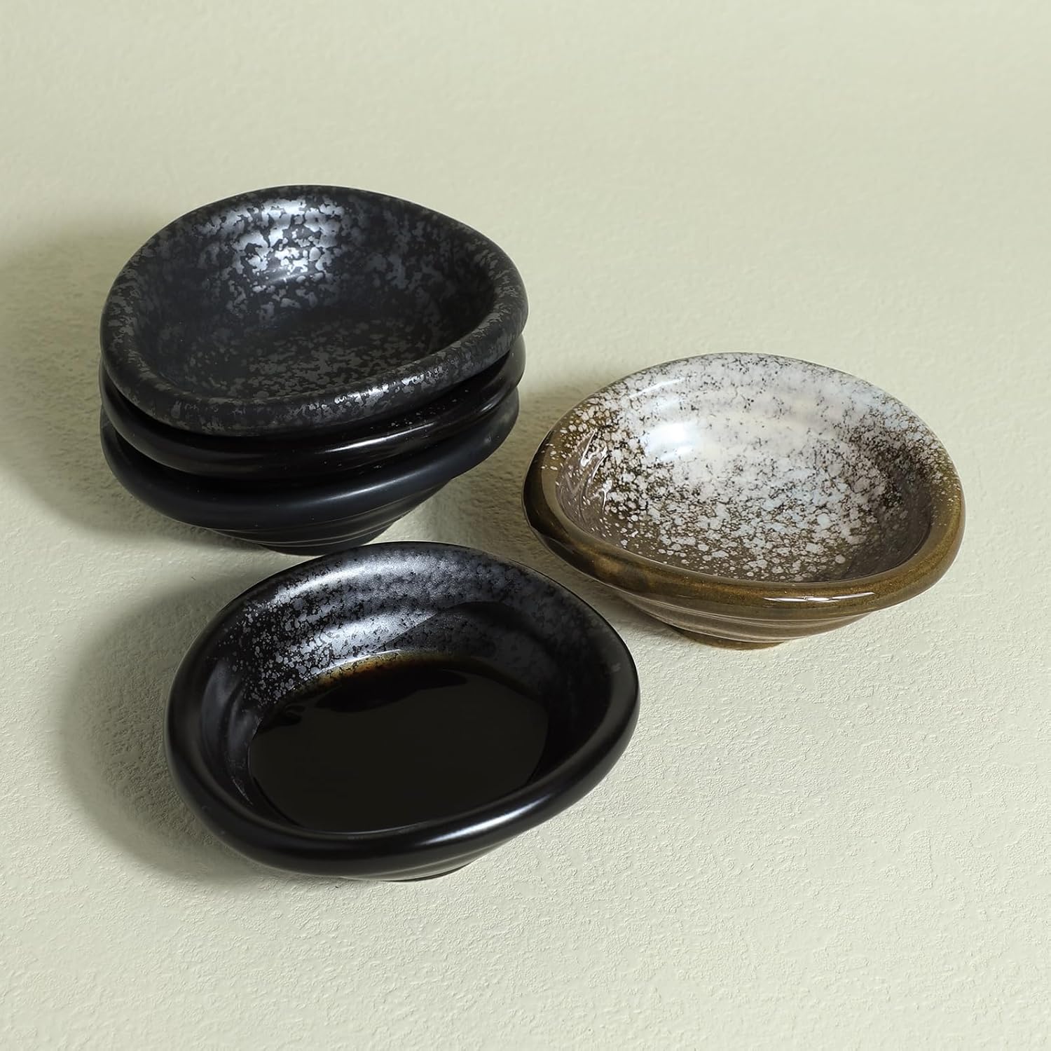 Set of 5 Japanese Vintage Style Ceramic Side Dishes - Retro Black Seasoning Dishes - 3.5 Inch