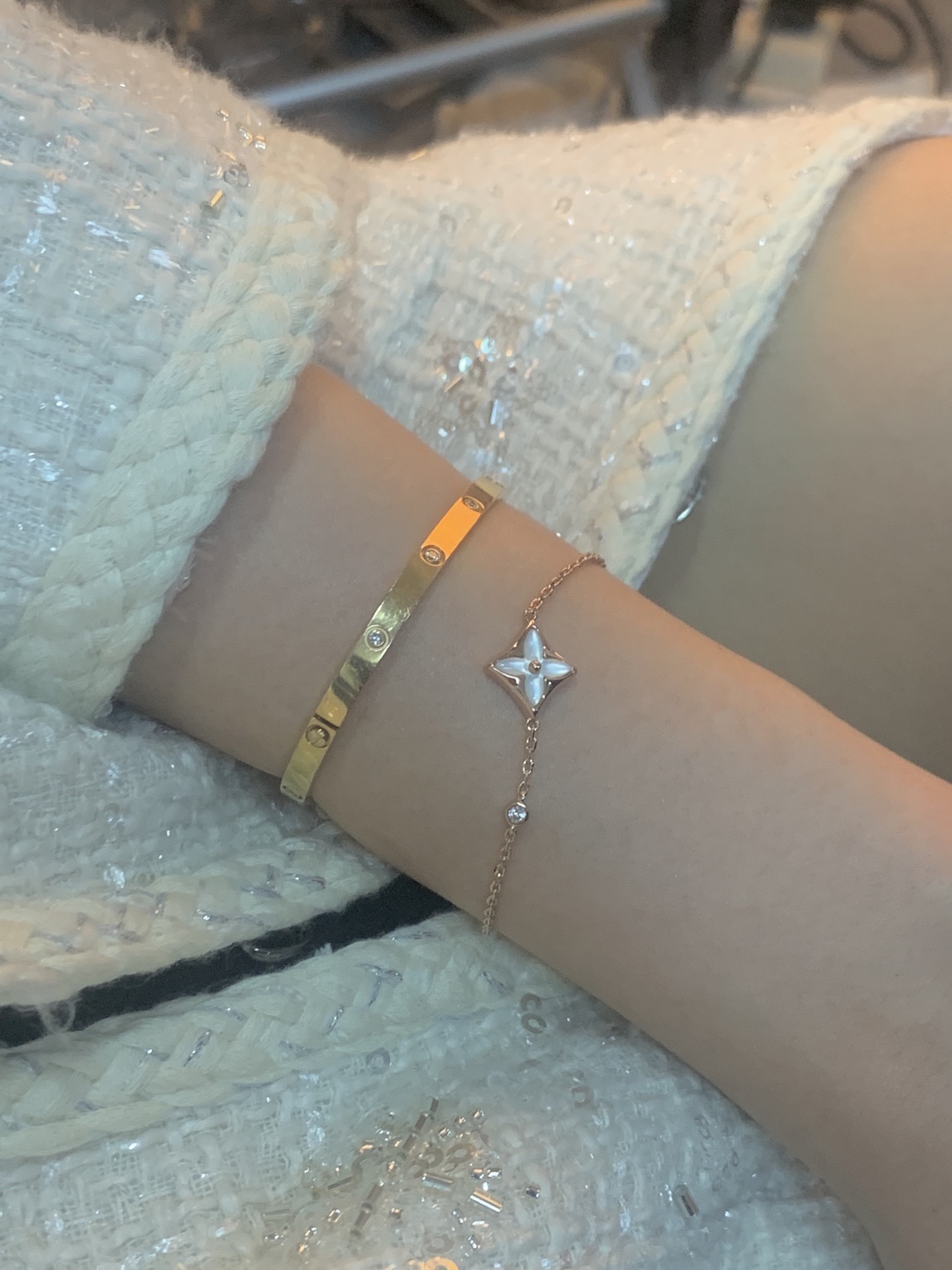 Louis Vuitton Minimalist White Mother of Pearl Star Bracelet - Original Replica Club