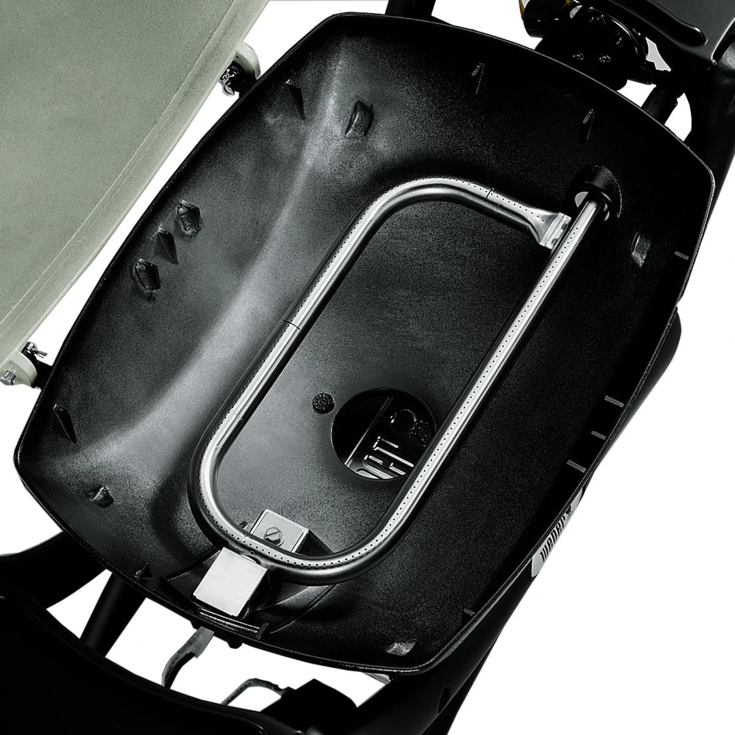 Weber Q1200 Portable Gas Grill - Image 4