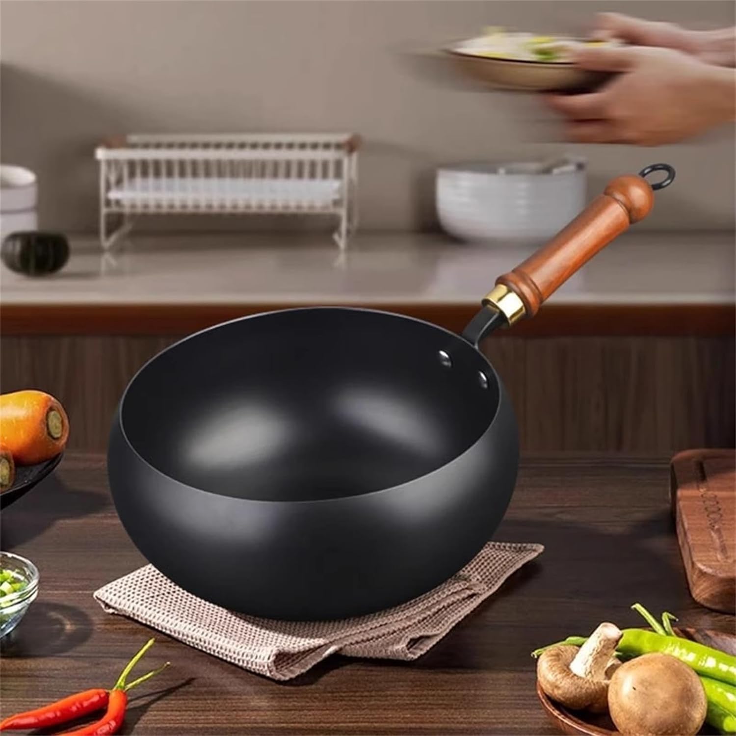 2026 New Japanese Cast Iron Wok Pan,9.45 In Hand Hammered Japanese Cast Iron Pot,Uncoated Healthy Cooking Pot With Lid,Uncoated Healthy Pot For Induction, Gas & Electric Stoves (Pot)