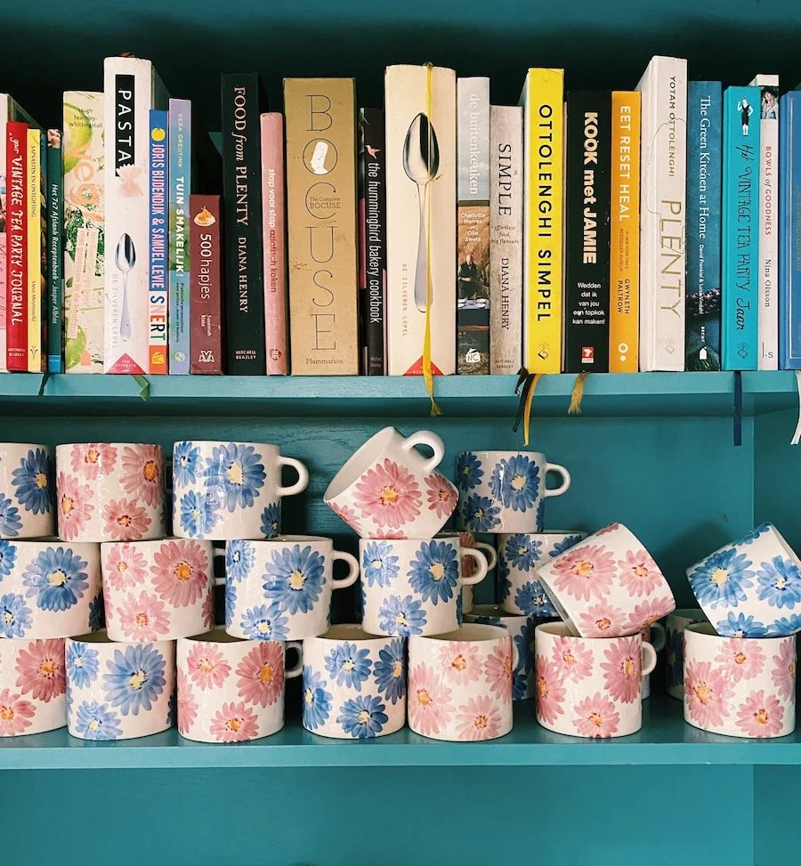 Sweet Violet Tea Mug