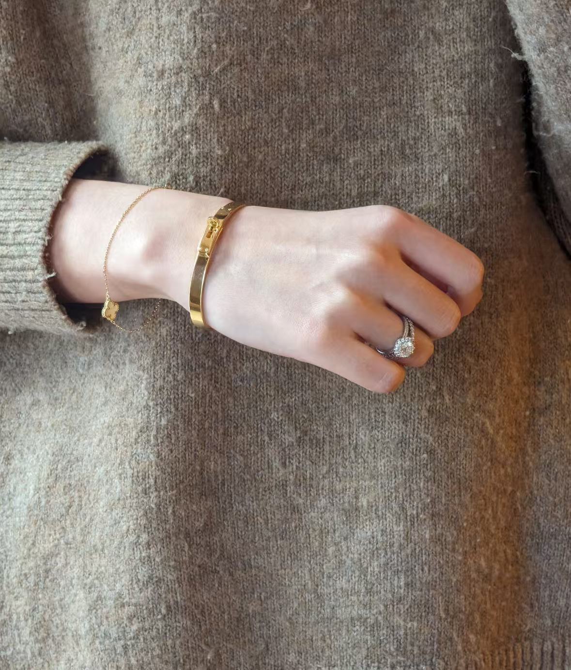 Hermes Minimalist Bangle Bracelet - Original Replica Club