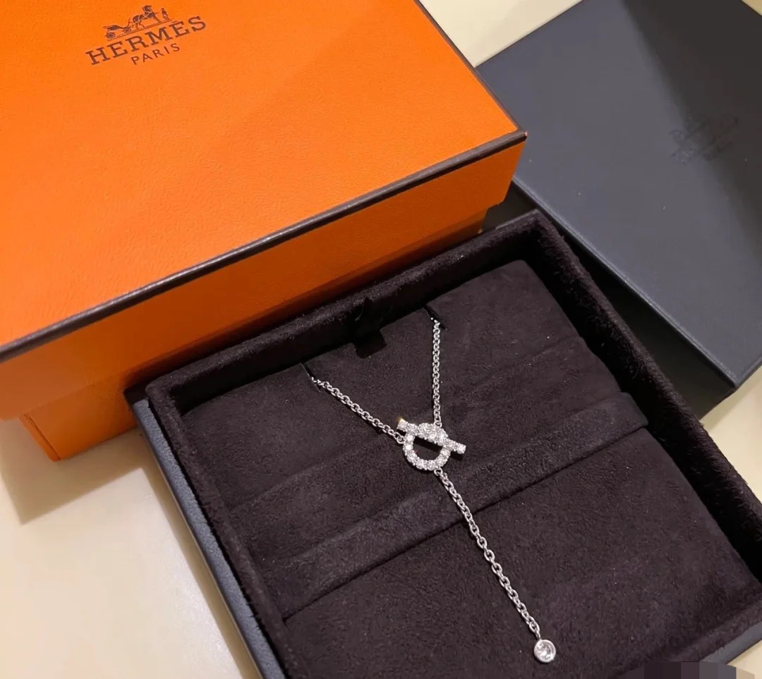 Hermes Q Tassel Y Style Necklace - Original Replica Club