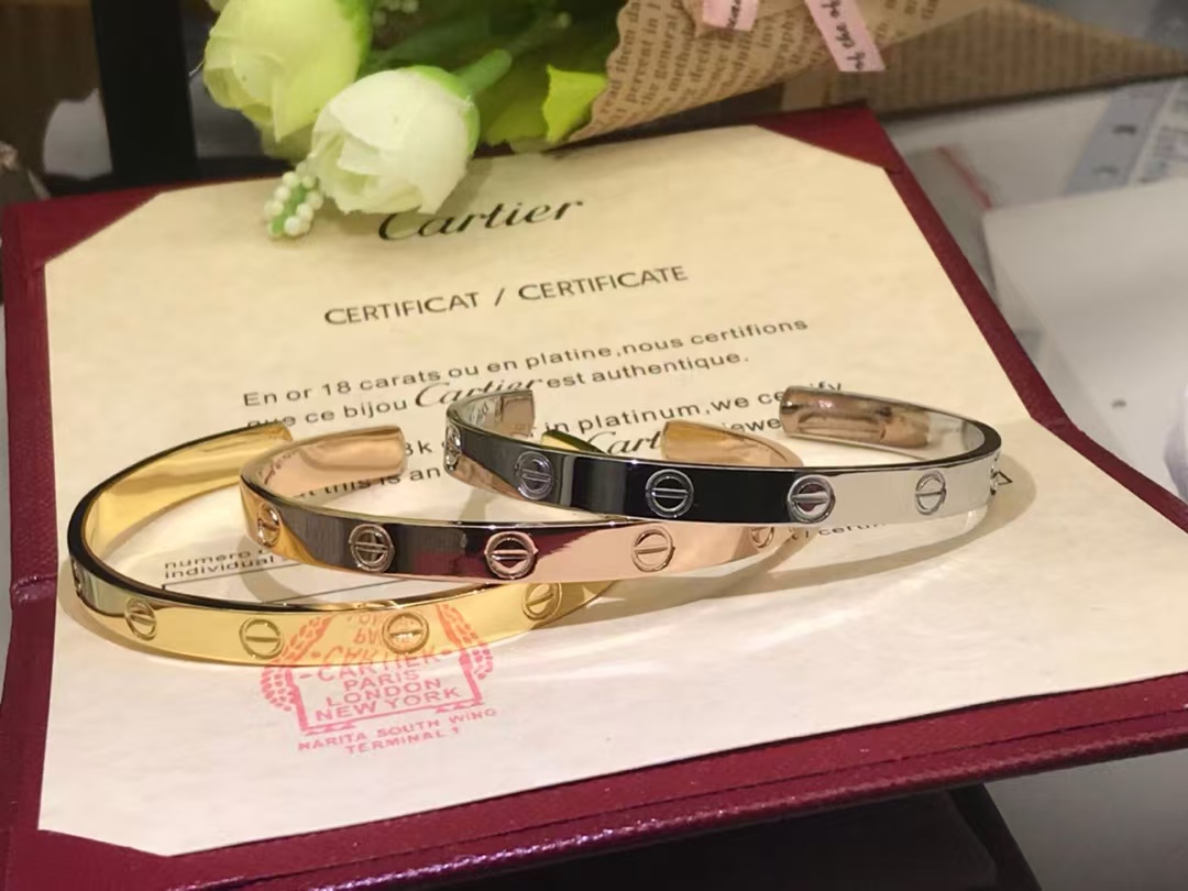 Cartier LOVE Bracelet Bangle - Original Replica Club