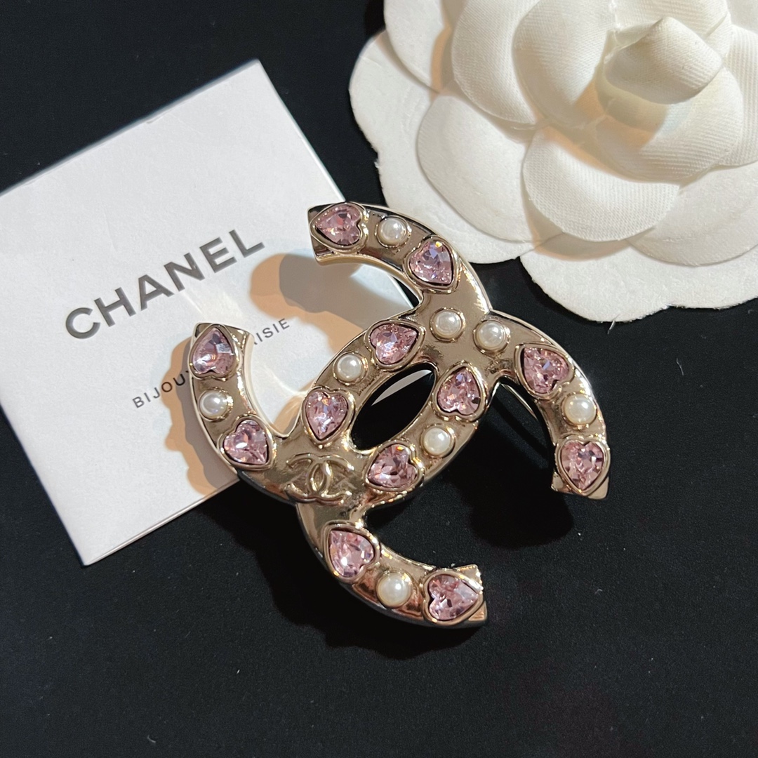 Chanel Pink Heart Diamond Paved CC Brooch - Original Replica Club