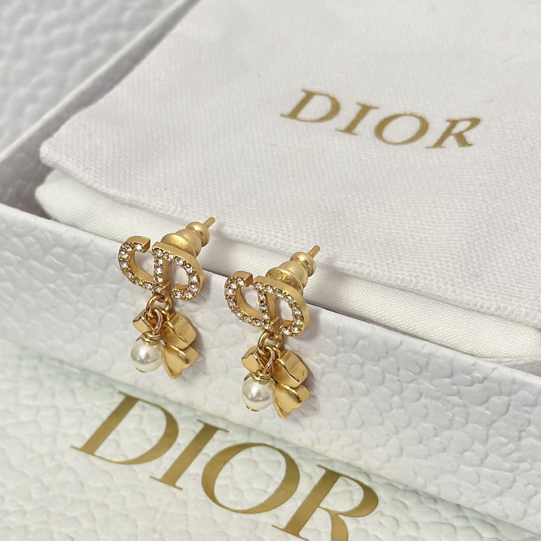 Dior Four Clover Pearl Earrings - Original Replica Club