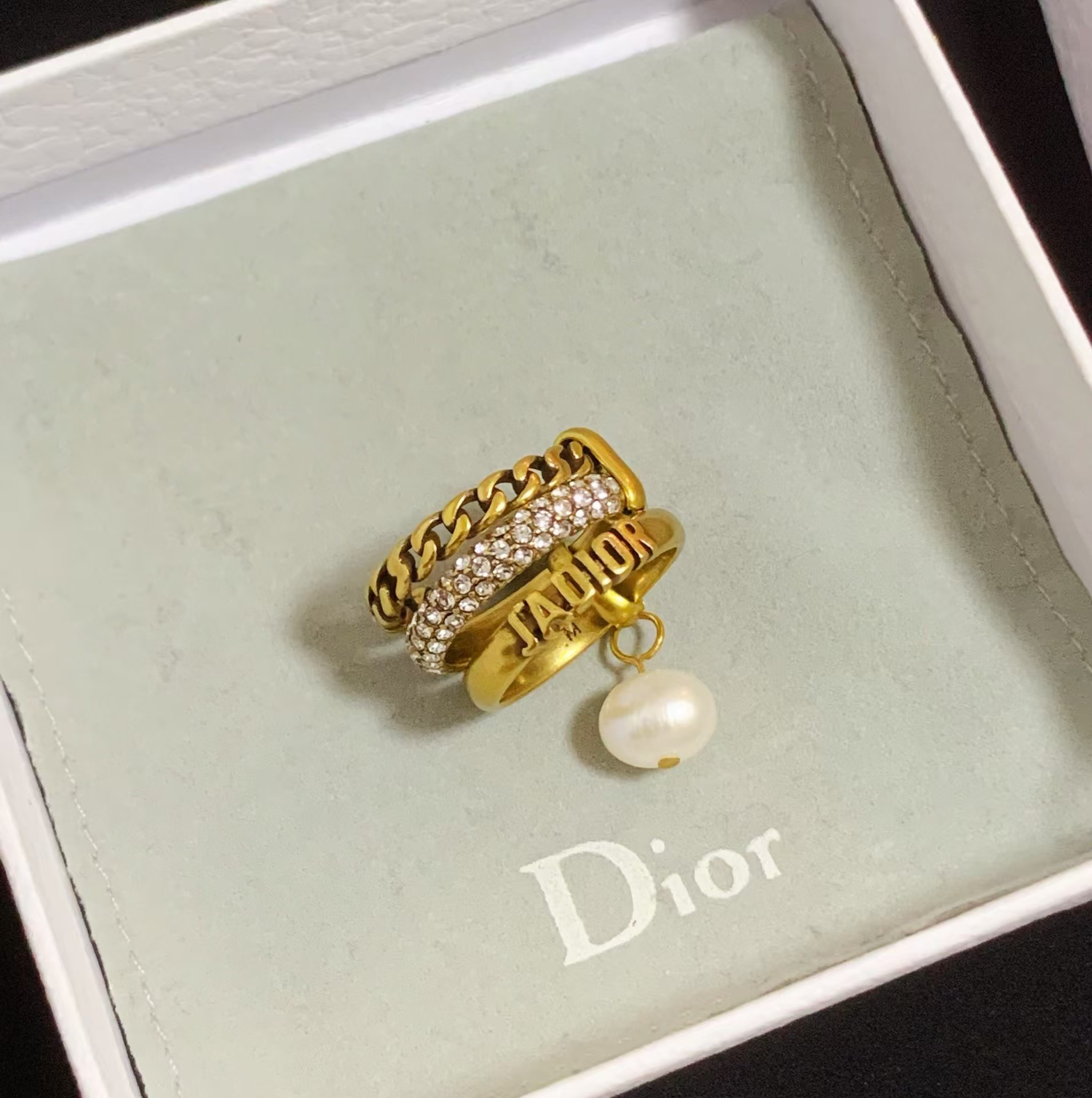 JADIOR 3 Layers Pearl Dangle Ring - Original Replica Club