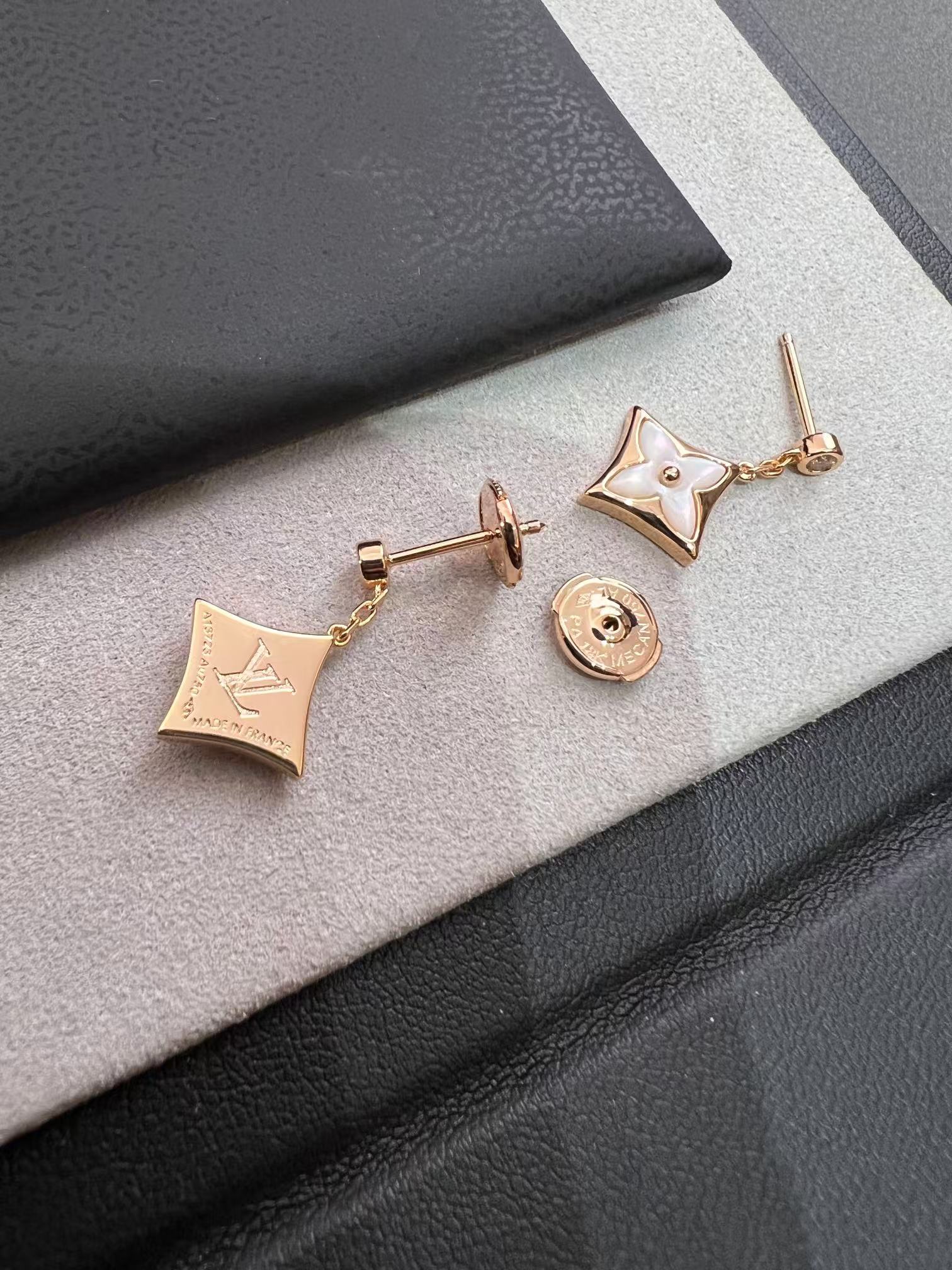 Louis Vuitton Color Blossom BB Star Earring Studs - Original Replica Club