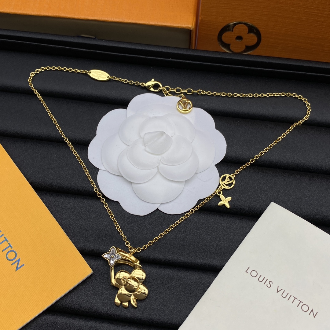 Louis Vuitton New Pendant Necklace - Original Replica Club