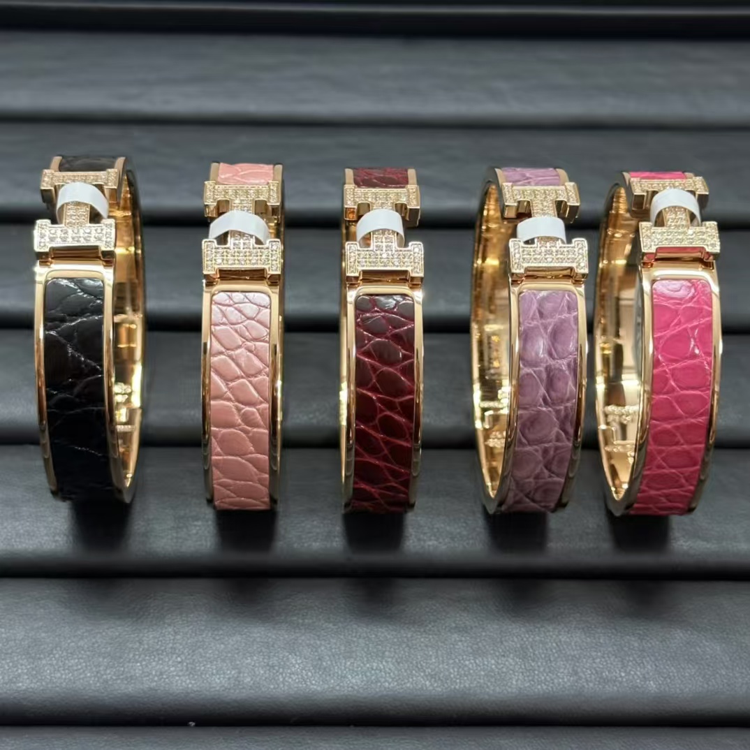 Hermes Crocodile Bracelet Bangle - Original Replica Club