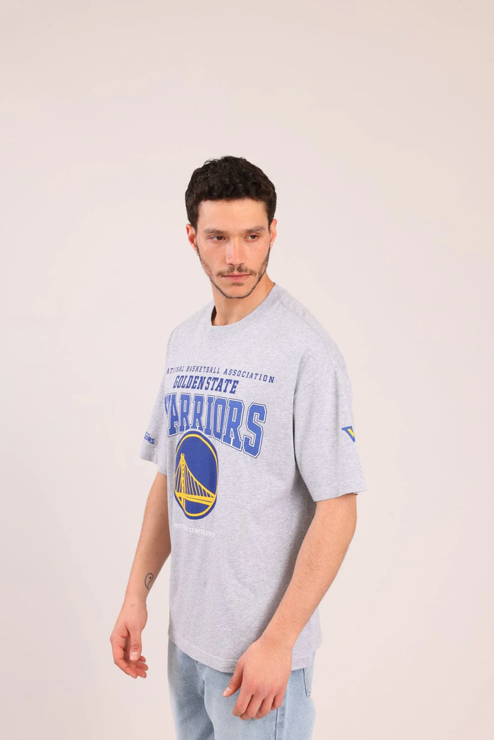 חולצה ממותגת NBA