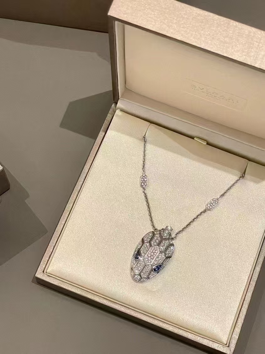 Bvlgari Seductive Snakes Serpenti Seduttori Necklace - Original Replica Club