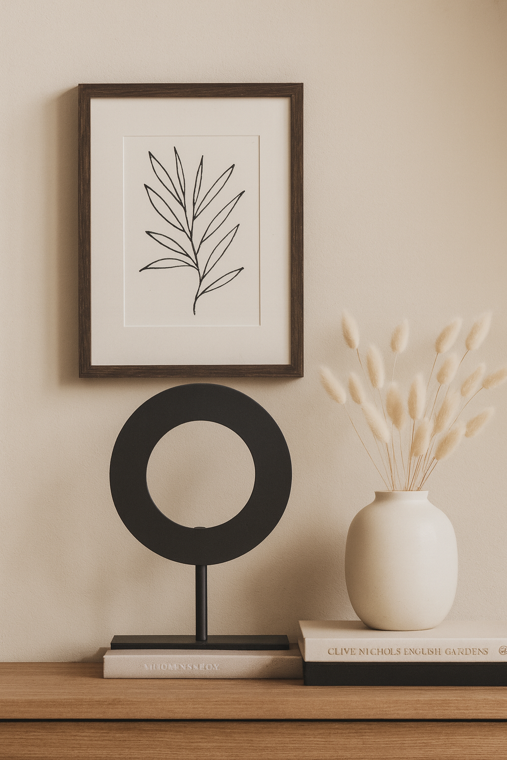 LOFT42 Joris Ornament op voet - Zwart Metaal Ø25cm