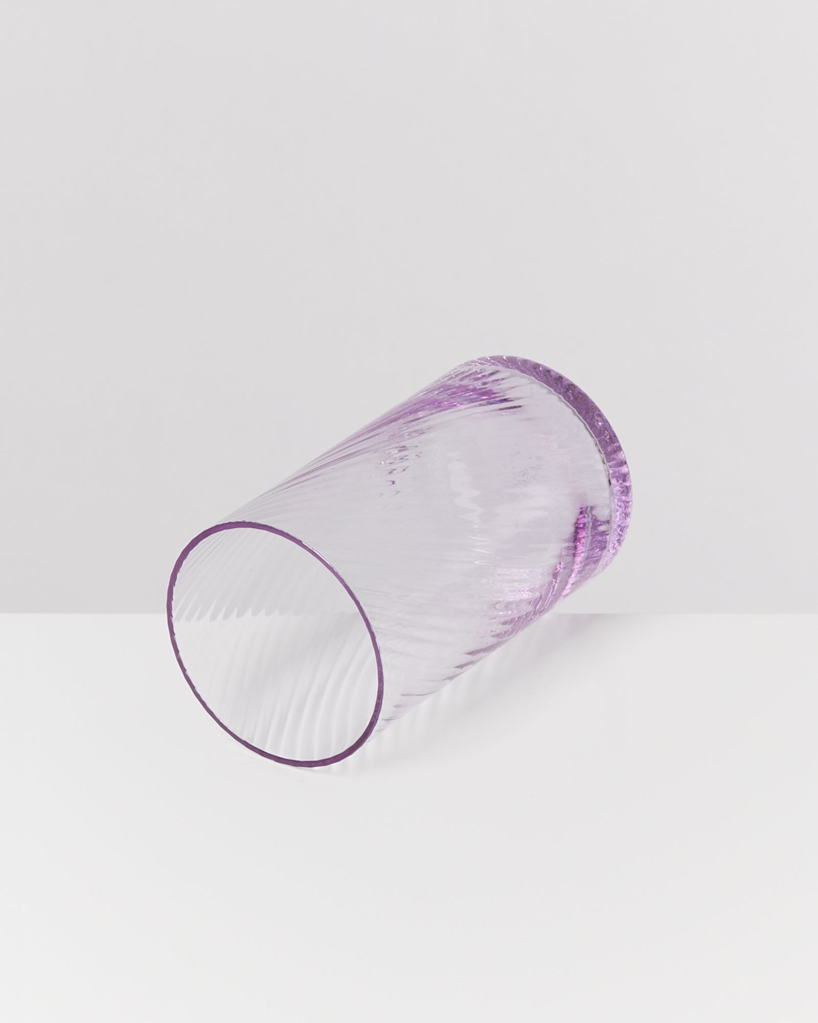 Leiria Glas klein riffled lila