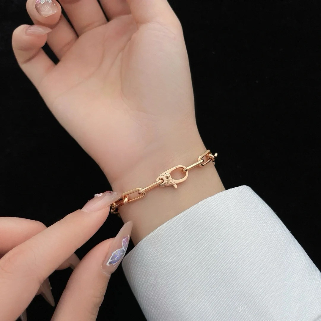 Cartier Santos de Chain Bracelet - Original Replica Club