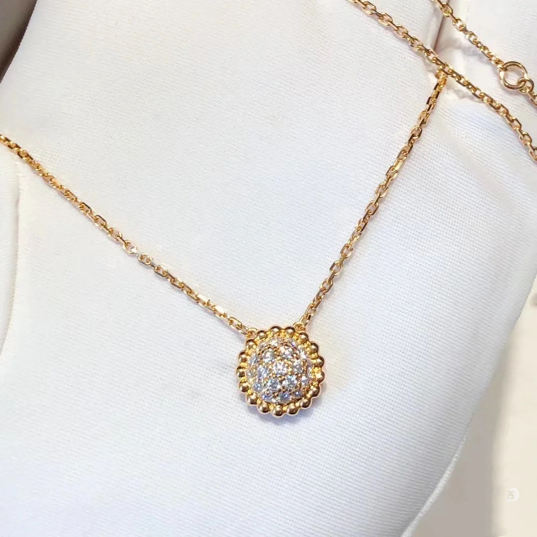 VCA Perlee Diamond Pendant Necklace - Original Replica Club
