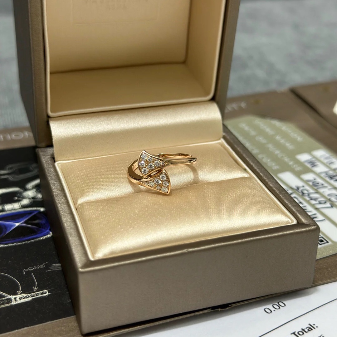 Bvlgari Diamond Divas' Dream Ring - Original Replica Club