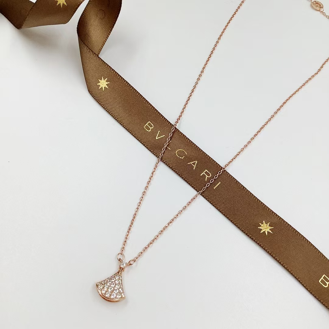 Bvlgari Divas' Dream Necklace - Original Replica Club