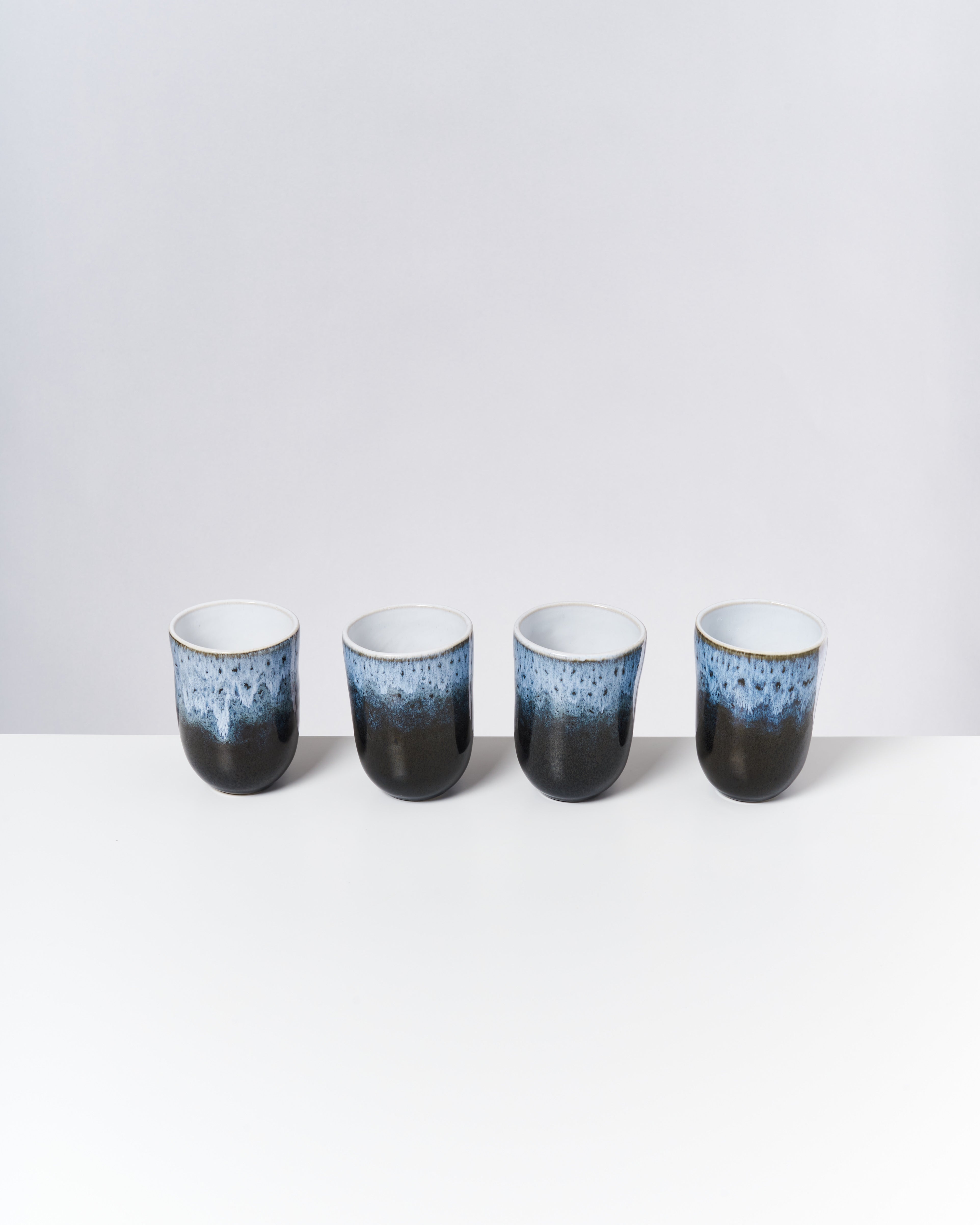 Alcachofra Becher groß schwarzblau