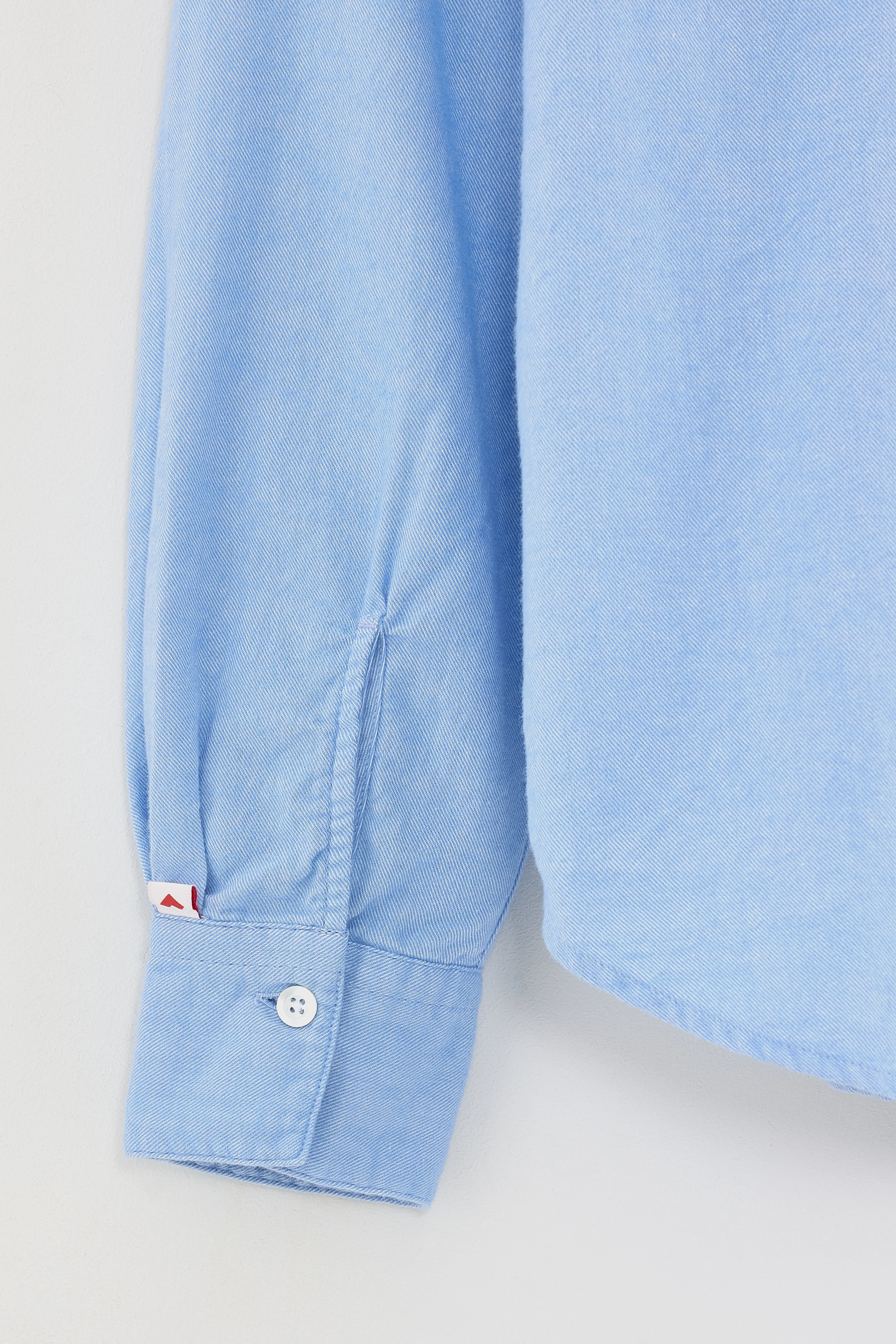 Bellerose Ironies light blue straight shirt (251 / G / CIEL)