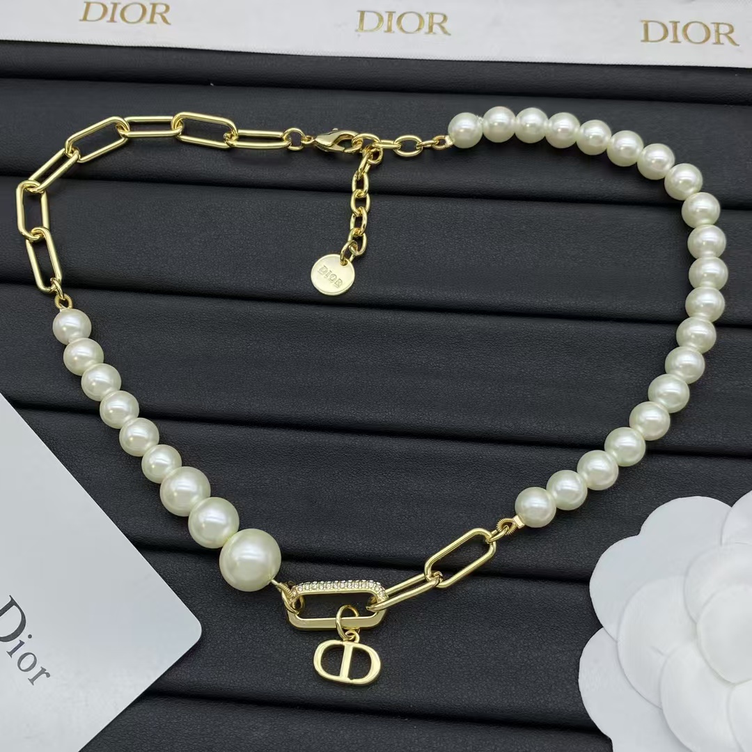Dior Paperclip Chain and Pearl Necklace - Original Replica Club