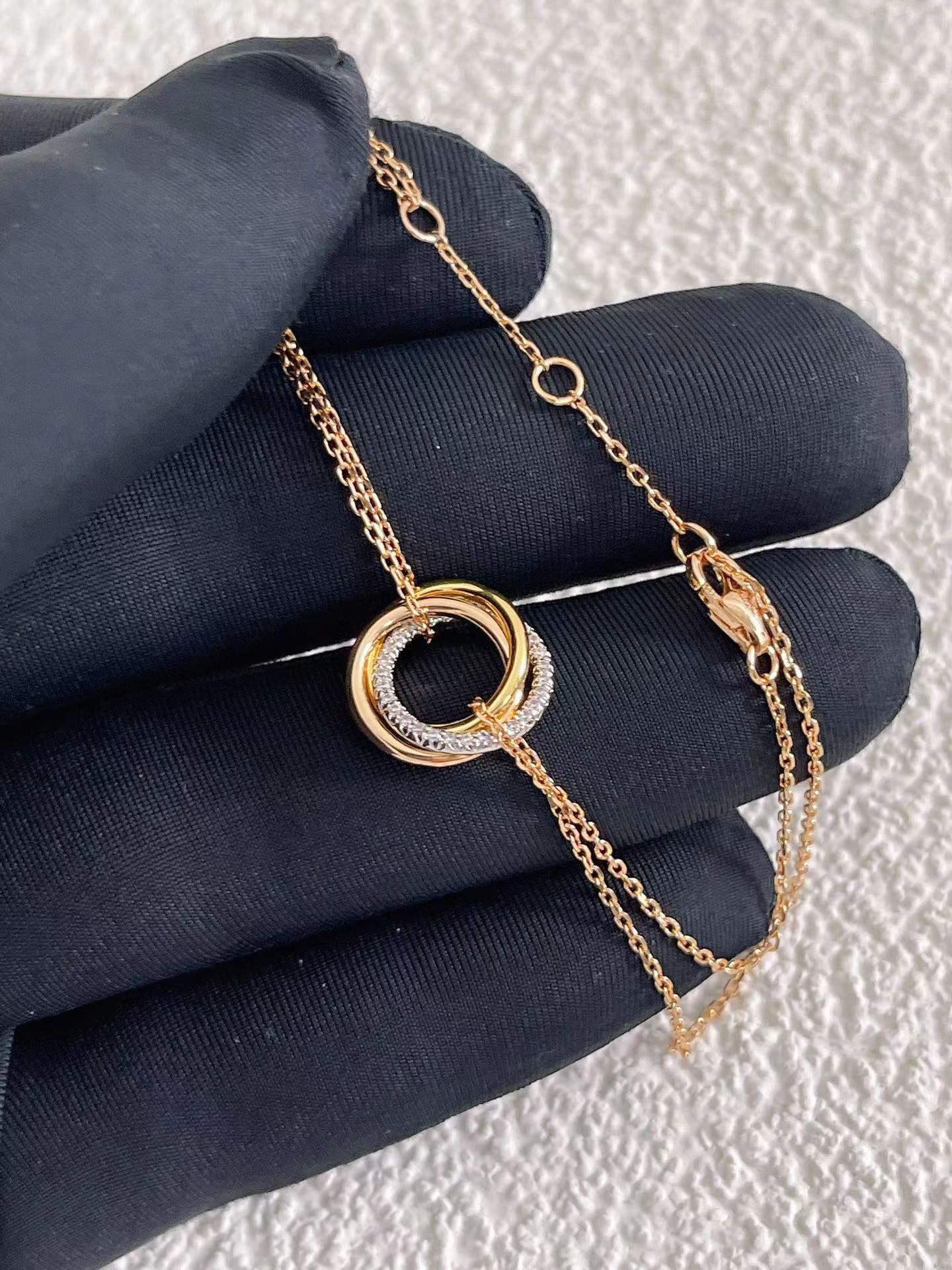Cartier Diamond Trinity Chain Bracelet - Original Replica Club